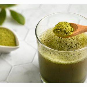 辣木茶的5种健康益处及其用法